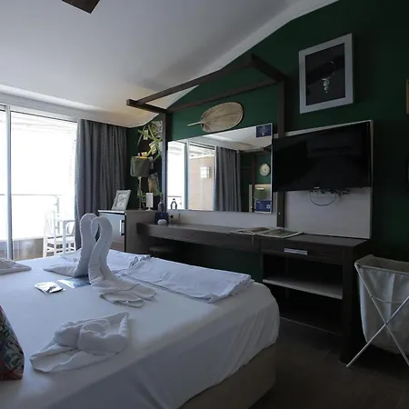 فندق Anjeliq House Boutique 3*